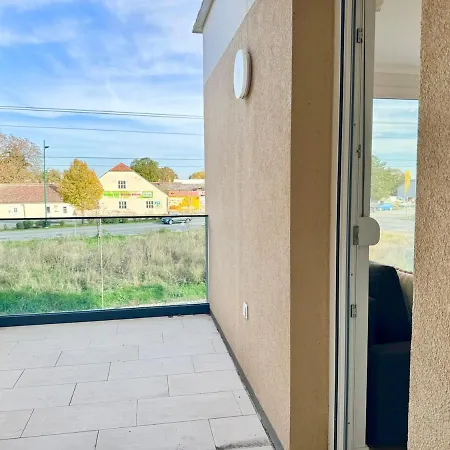 Apartment Modern With Balcony Near Scs Wiener Neudorf